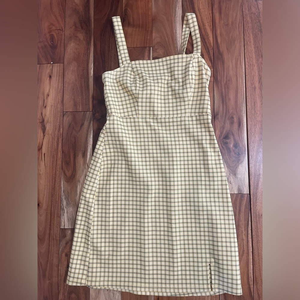 (XS) Yellow Plaid Minidress from Hollister Co. (Unused)